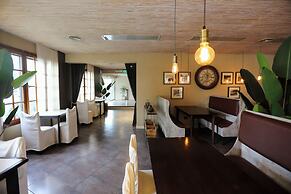 Bahía Redonda Hotel