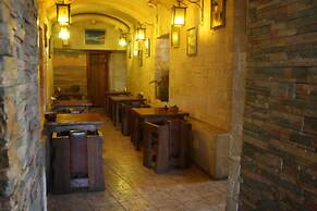 Lanselot Hotel - hostel