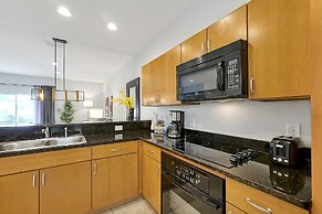 Encantada Resort Vacation Townhomes by IDILIQ