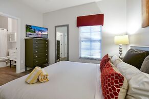 Encantada Resort Vacation Townhomes by IDILIQ