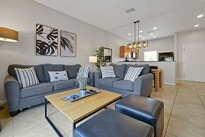 Encantada Resort Vacation Townhomes by IDILIQ