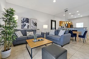 Encantada Resort Vacation Townhomes by IDILIQ