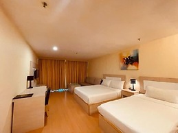 Jinhold Apartment Hotel Bintulu