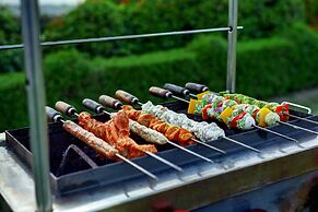 Amatra By the Ganges