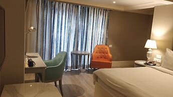 Amatra By the Ganges