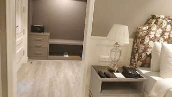 Amatra By the Ganges