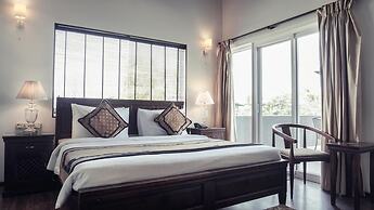 Amatra By the Ganges