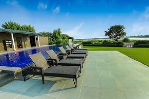 Amatra By the Ganges