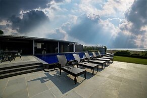 Amatra By the Ganges