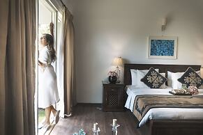 Amatra By the Ganges