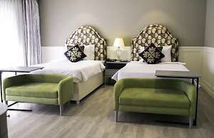 Amatra By the Ganges