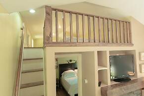 Sun Retreats at Wild Acres