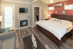 Sun Retreats at Wild Acres