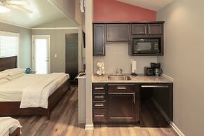 Sun Retreats at Wild Acres