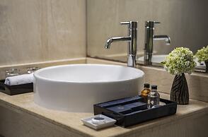 Authentic Hanoi Boutique Hotel