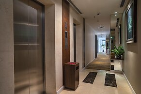 Authentic Hanoi Boutique Hotel