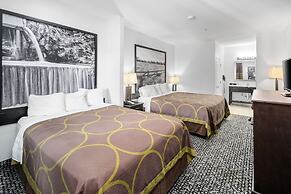 Super 8 by Wyndham Mansfield LA