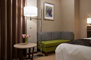 Sol Hotel