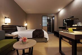 Sol Hotel