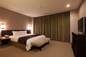 Sol Hotel