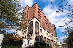 Sol Hotel
