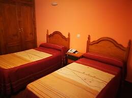 Hostal Hueso