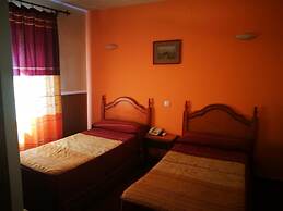 Hostal Hueso