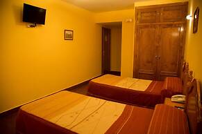 Hostal Hueso