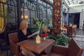 Sura Design Hotel and Suites - Boutique Class