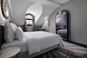 Sura Design Hotel and Suites - Boutique Class
