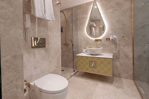 Sura Design Hotel and Suites - Boutique Class