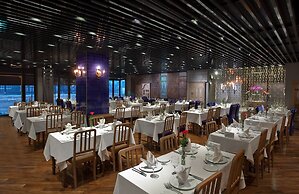 Sura Design Hotel and Suites - Boutique Class