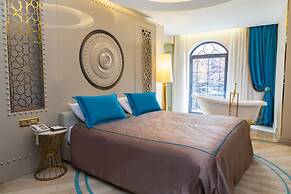 Sura Design Hotel and Suites - Boutique Class