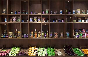 Sura Design Hotel and Suites - Boutique Class