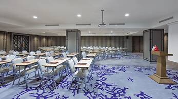 Sura Design Hotel and Suites - Boutique Class