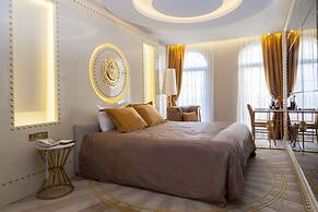 Sura Design Hotel and Suites - Boutique Class