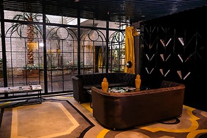 Sura Design Hotel and Suites - Boutique Class