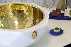 Sura Design Hotel and Suites - Boutique Class