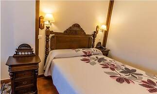 Hotel Santo Domingo De Silos