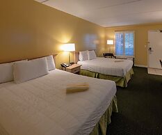 Tropical Breeze Guesthouse and Furnished Apartments