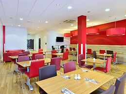 Travelodge Aberdeen Central Justice Mill Lane