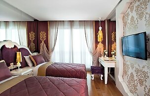 La Boutique Hotel & Suites
