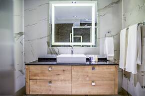 La Boutique Hotel & Suites