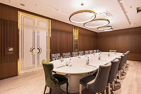 La Boutique Hotel & Suites