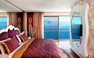 La Boutique Hotel & Suites