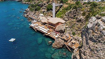 La Boutique Hotel & Suites