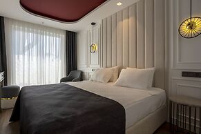 La Boutique Hotel & Suites