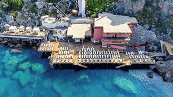 La Boutique Hotel & Suites