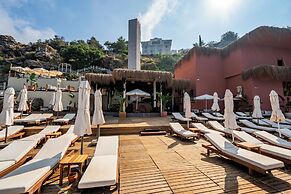 La Boutique Hotel & Suites
