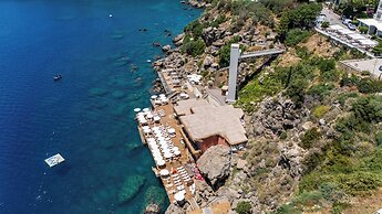 La Boutique Hotel & Suites